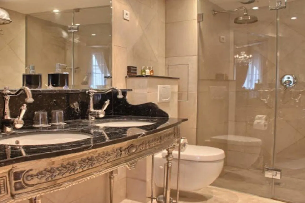 Hotell Boutique Konfidentiel 4*