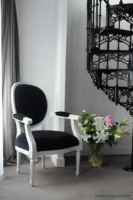 Boutique Konfidentiel Hotell Paris
