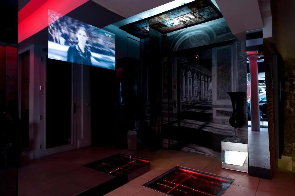 Boutique Konfidentiel Hotell Paris