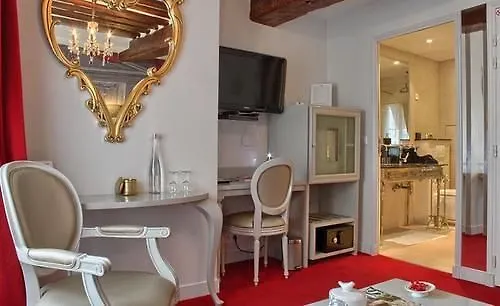 Boutique Konfidentiel Hotel Paris